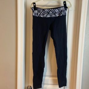 Lululemon leggings size 10